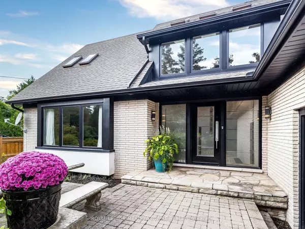 Hamilton, ON L9G 4G6,355 Golf Links RD