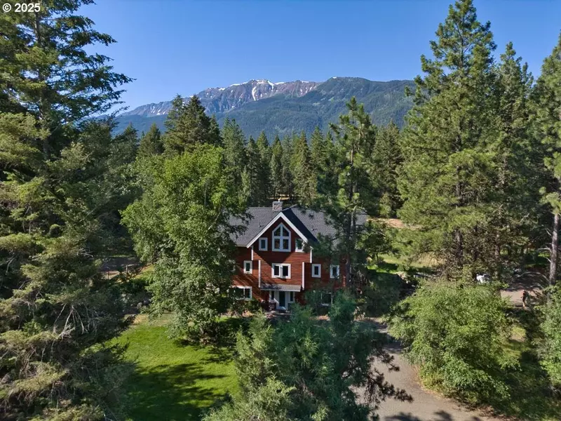 63677 WOODLAND LN, Joseph, OR 97846