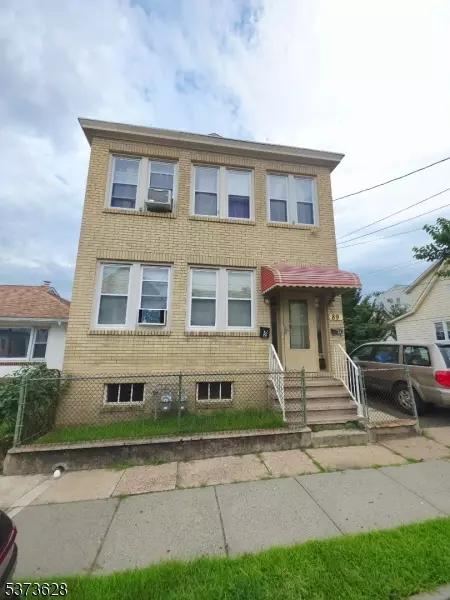 89 Pacific Ave, Garfield City, NJ 07026