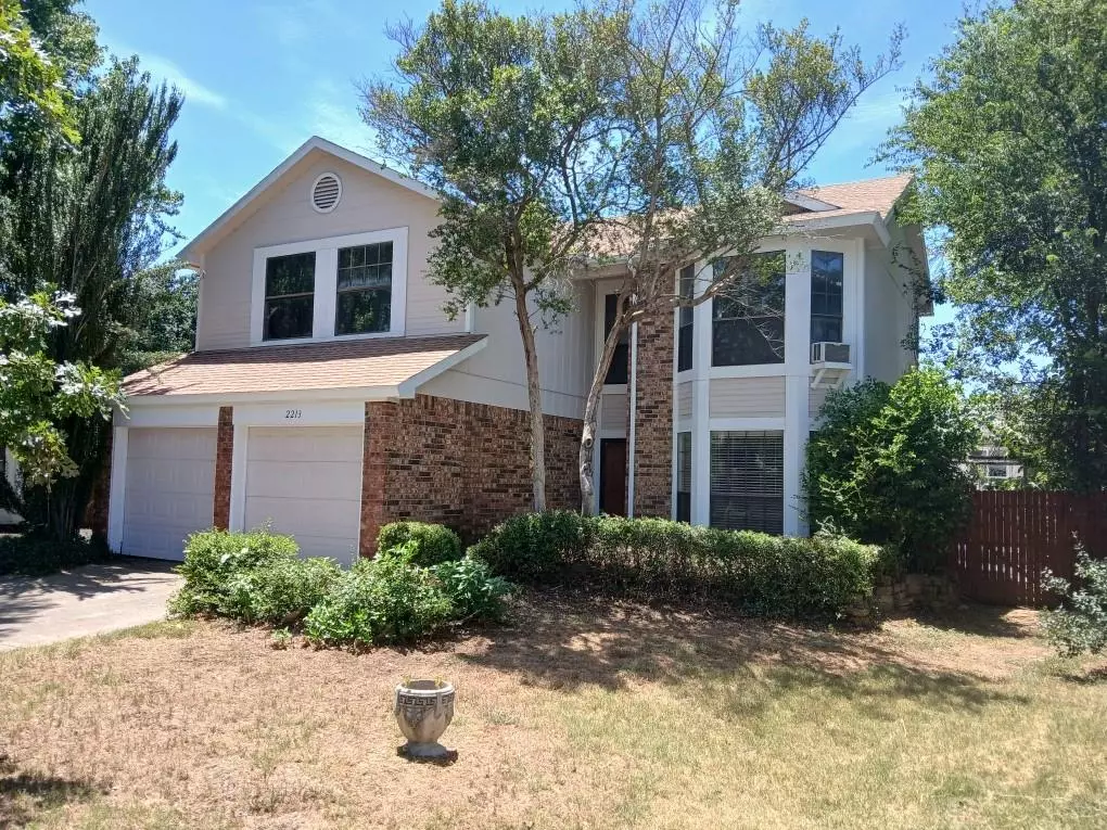 Grapevine, TX 76051,2213 Thistlewood Court