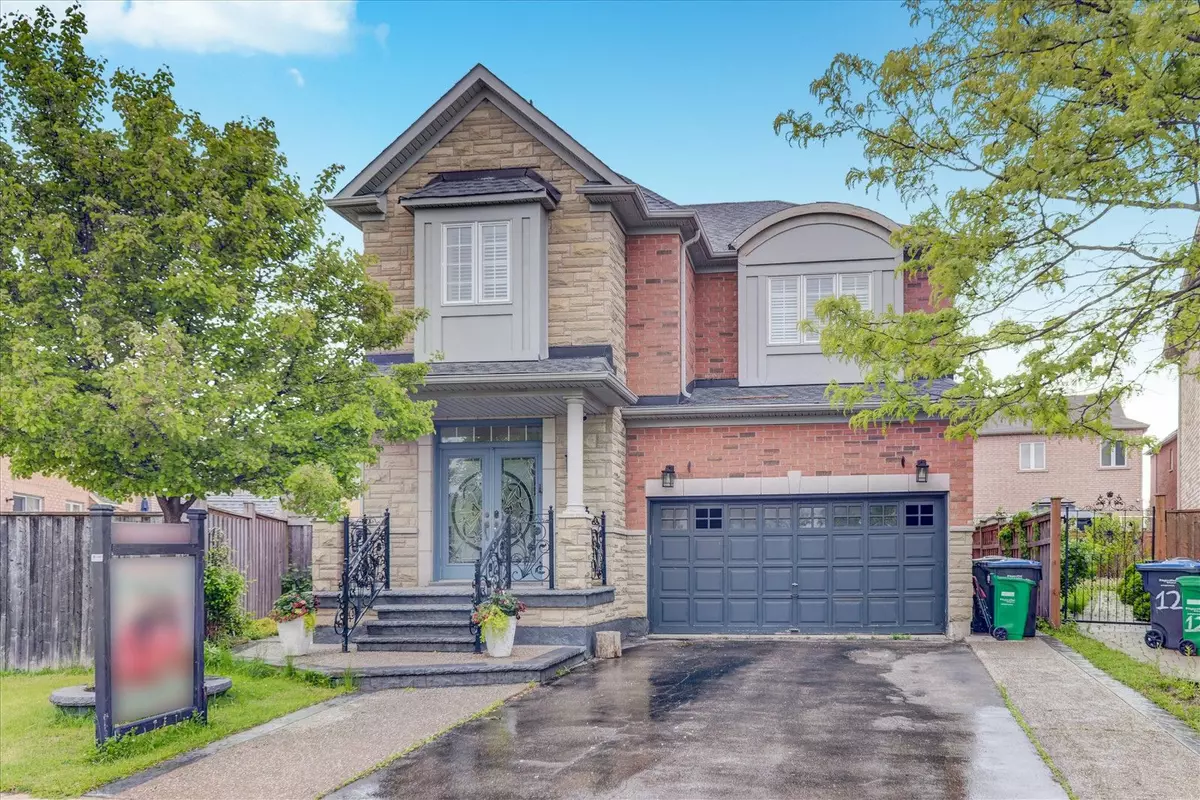 Brampton, ON L6P 2L6,14 Newcroft RD