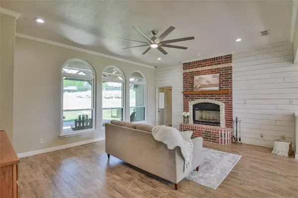Granbury, TX 76049,2400 Wills Way Drive