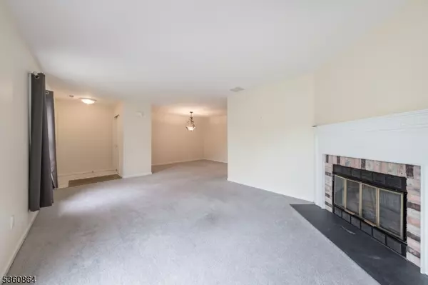 48 Jamestown Rd, Bernards Twp., NJ 07920