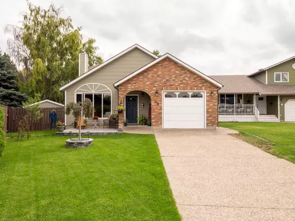 218 Sherwood PL W, Lethbridge, AB T1K 6E7