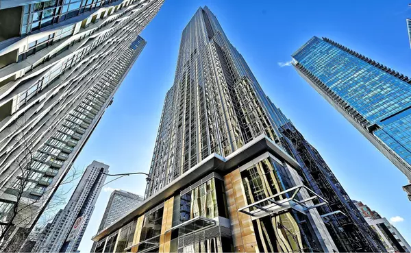 11 Yorkville AVE #3310, Toronto C02, ON M4W 0B7