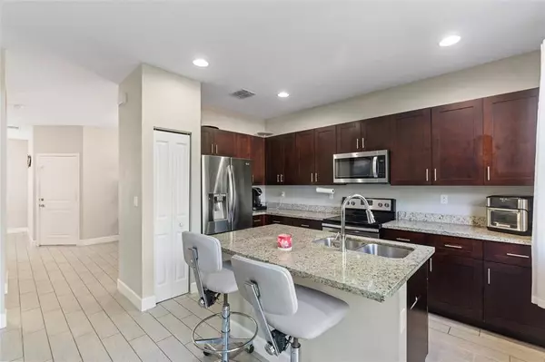 5215 NW 50th Ter, Tamarac, FL 33319