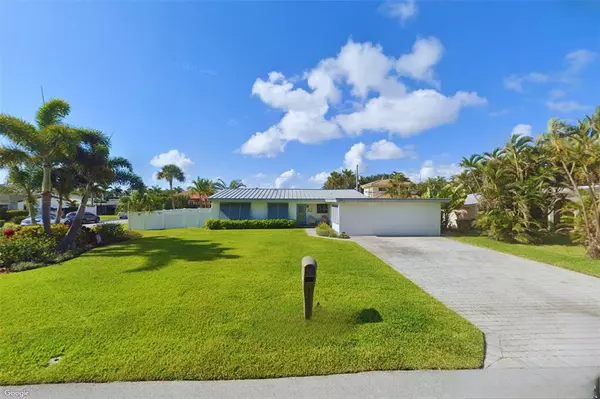 1680 SE 5th St, Deerfield Beach, FL 33441