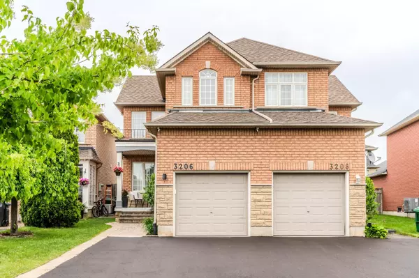 3206 Apricot ST, Mississauga, ON L5N 8A8
