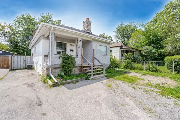 Mississauga, ON L5E 2G1,1022 Edgeleigh AVE