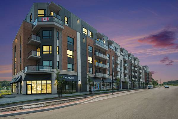 1350 Hemlock RD S #318, Manor Park - Cardinal Glen And Area, ON K1K 5C2
