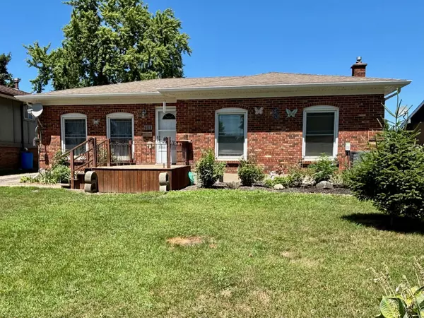 Strathroy-caradoc, ON N7G 3M9,481 Maple ST