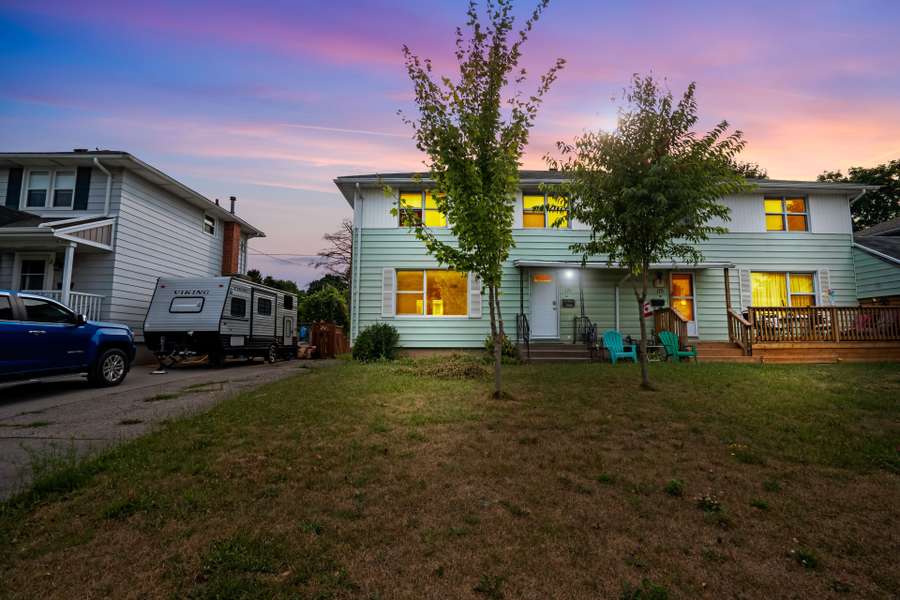 171 Rhine AVE, London East, ON N5Y 1C7