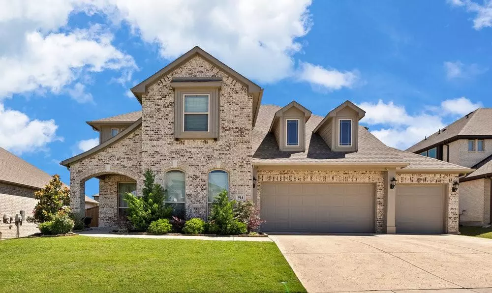 Justin, TX 76247,914 Park Vista Drive