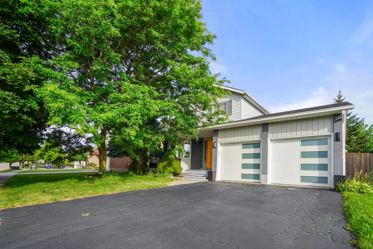 Waterloo, ON N2T 2K7,616 Rummelhardt DR