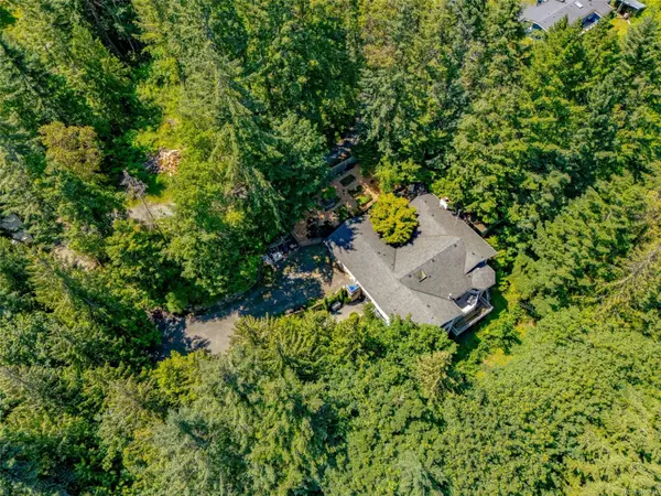 Lantzville, BC V0R 2H0,7220 Royal Dr