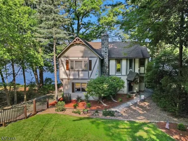 82 Maple Pkwy, Sparta Twp., NJ 07871