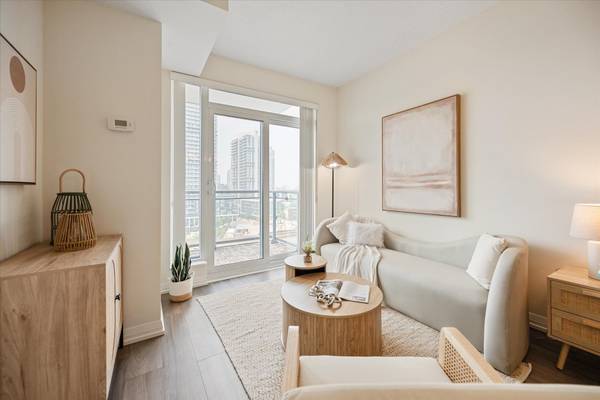 Toronto C15, ON M2J 0A8,50 Ann O'reilly RD #808