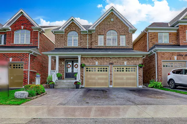 1990 Hunking DR, Oshawa, ON L1K 0V1