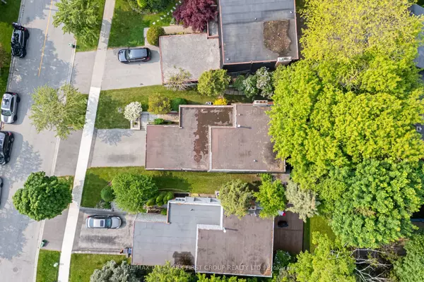 Toronto E10, ON M1C 2T9,9 Tilley DR