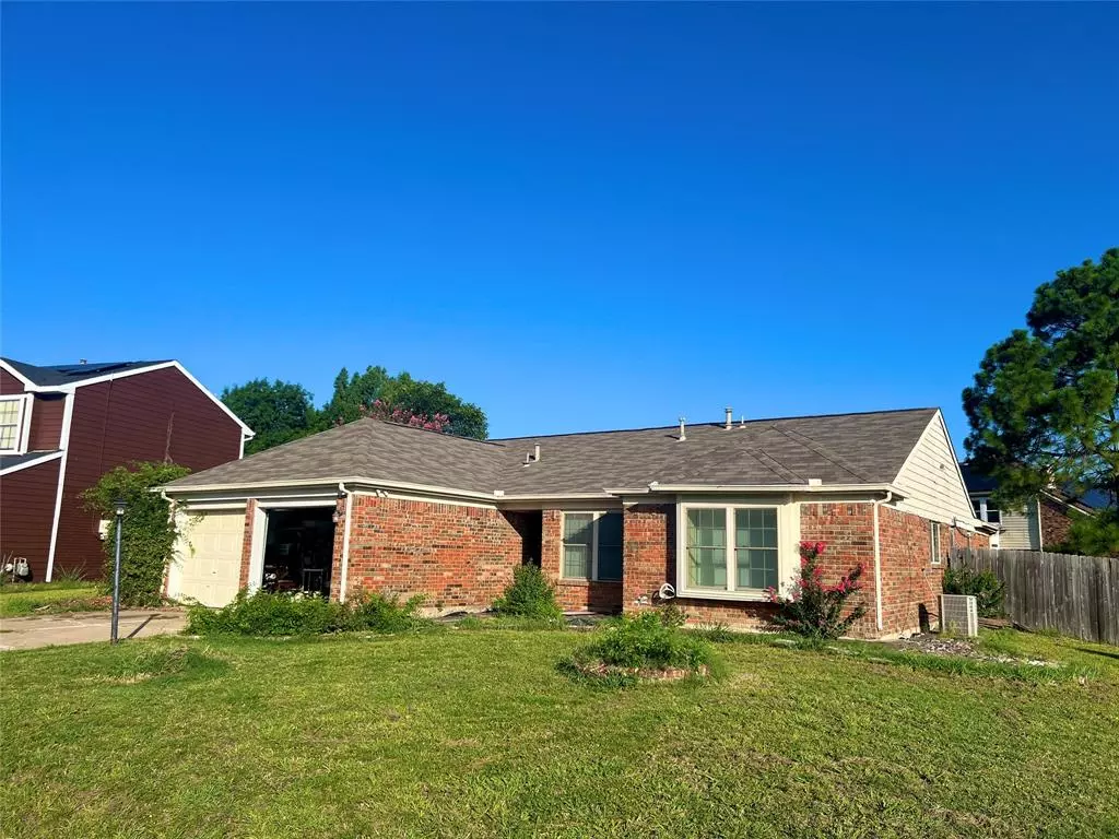 Grand Prairie, TX 75052,3211 Kildeer Trail