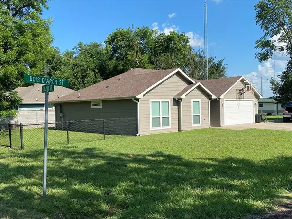 Dodd City, TX 75438,100 S Bois D Arc
