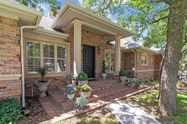 Grapevine, TX 76051,2523 Anglers Drive