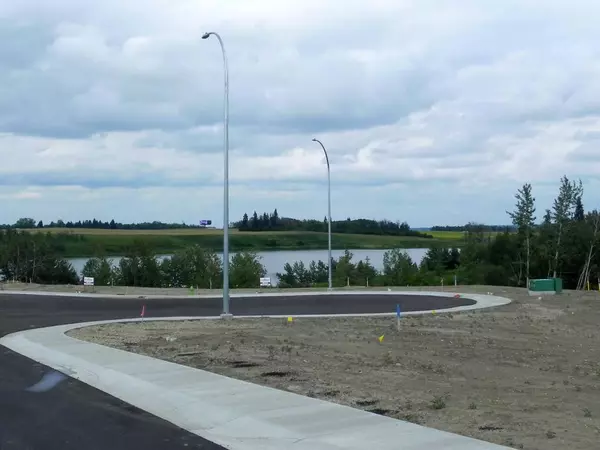Lacombe, AB T4L1Y9,2 Henner's Place