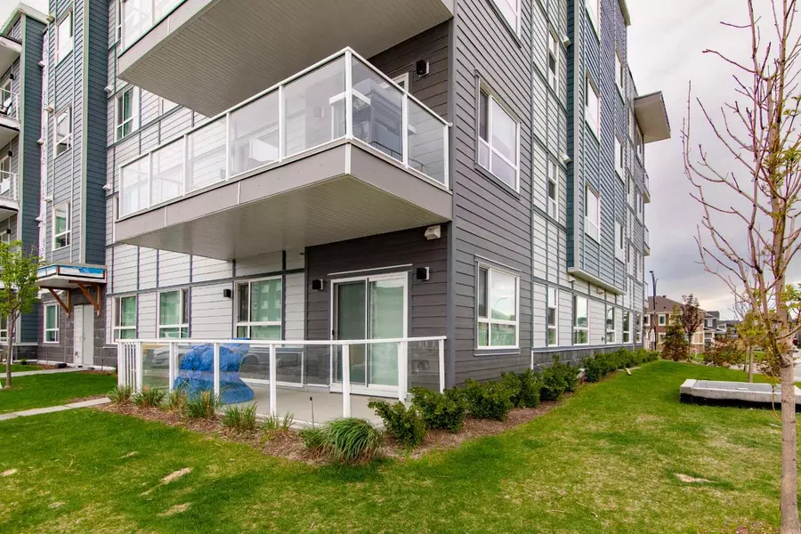 40 Carrington PLZ Northwest #103, Calgary, AB T3P 1X7