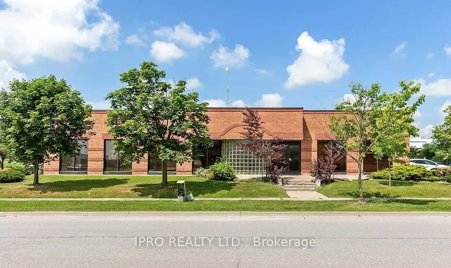 2556 Meadowpine BLVD, Mississauga, ON L5N 6P9