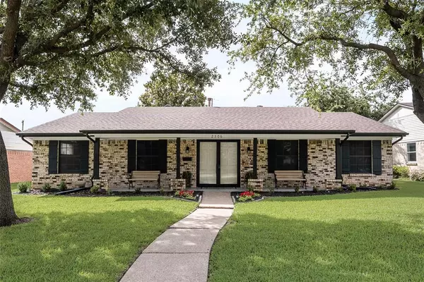 2306 Apollo Way,  Mesquite,  TX 75150