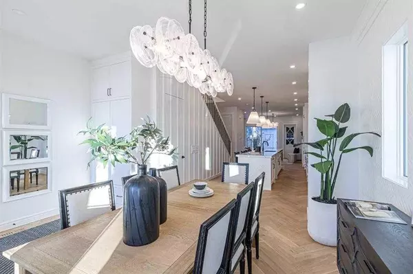 Calgary, AB T2N 3H8,2036 Broadview RD NW