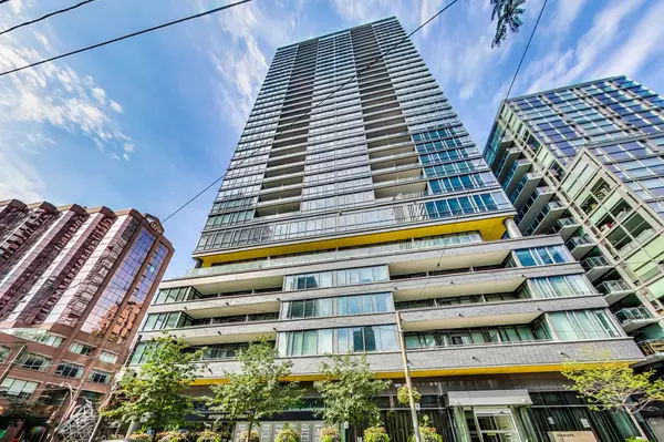 8 Charlotte ST #1407, Toronto C01, ON M5V 0K4
