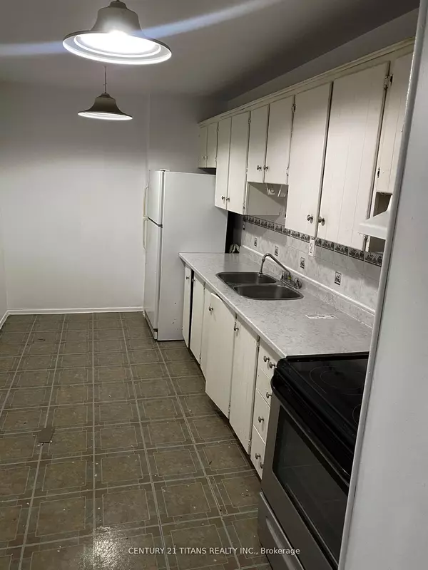 Toronto E10, ON M1E 4V6,4064 Lawrence AVE E #210