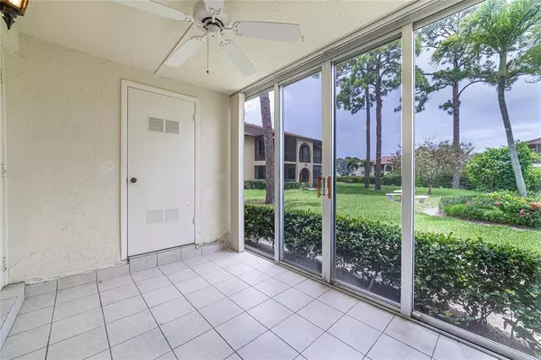 208 Pine Hov Cir #B-1, Greenacres, FL 33463