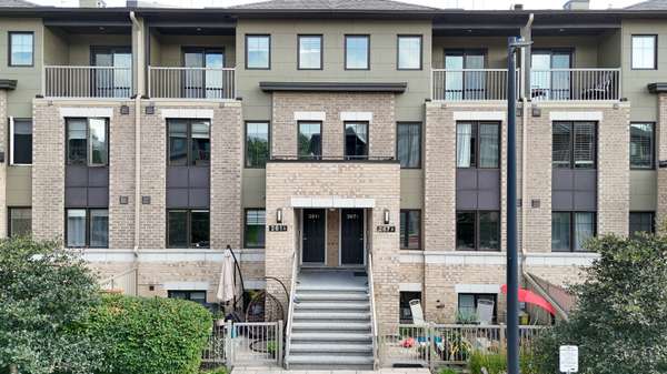 261 Titanium Private #B, Orleans - Convent Glen And Area, ON K1C 0A5