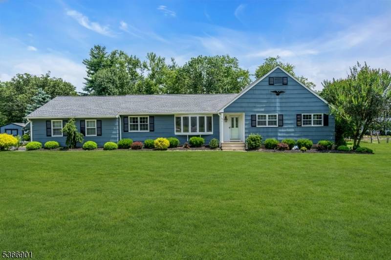 720 Country Club Rd, Bridgewater Twp., NJ 08807