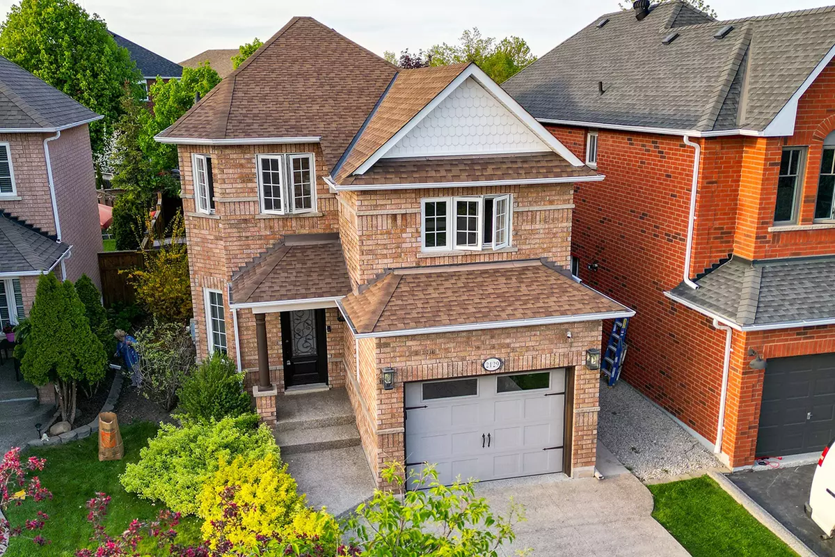 Oakville, ON L6M 3S4,2129 Glenfield RD