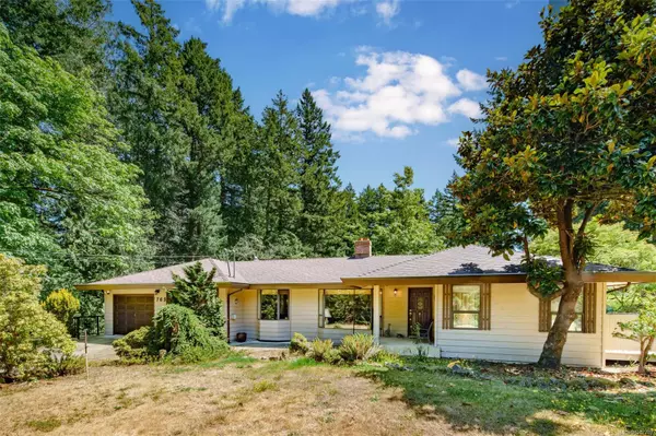 765 Woodcreek Dr, North Saanich, BC V8L 5K4