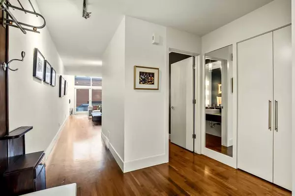 Calgary, AB T2S 1T8,3810 2 ST SW