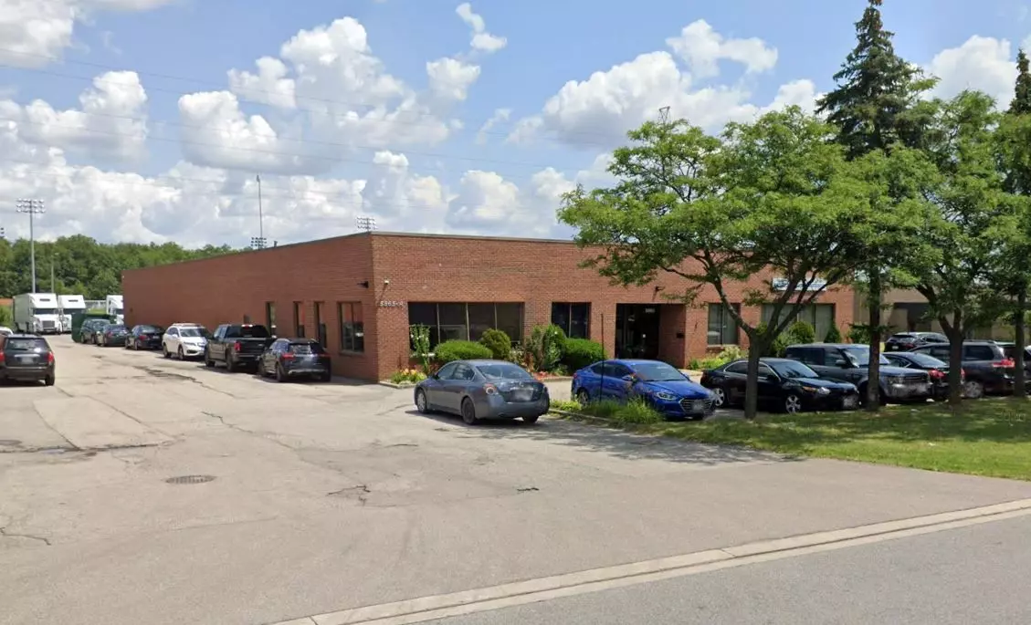 Mississauga, ON L4Z 1R9,5865A Coopers AVE