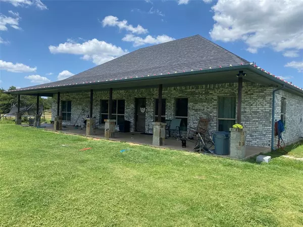 1580 County Road 1150, Ravenna, TX 75476