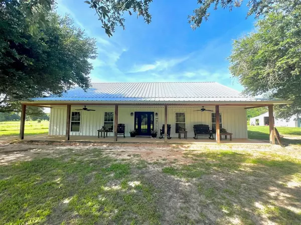 6751 County Road 4710, Larue, TX 75770