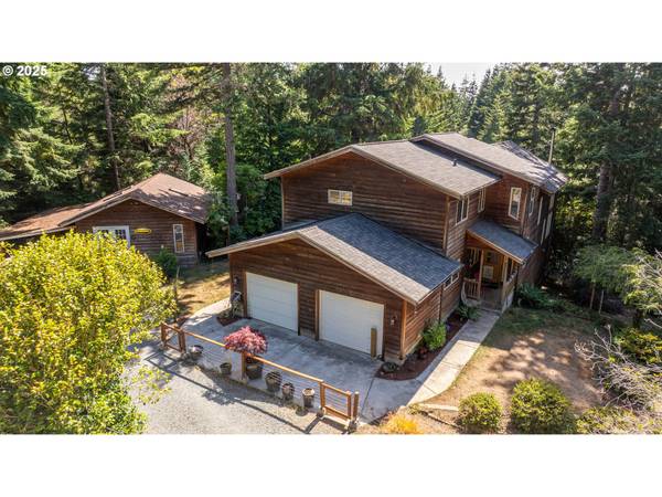 88600 TROUT POND LN, Bandon, OR 97411