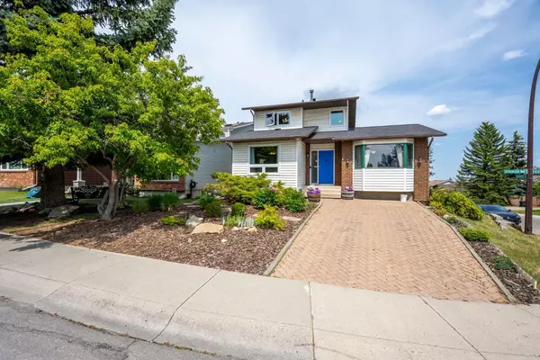 4 Beddington WAY Northeast, Calgary, AB T3K 1M9