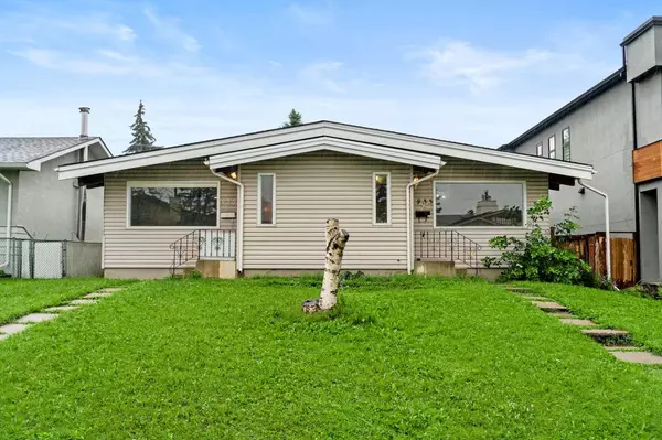 933 & 935 41 ST SW, Calgary, AB T3C 1X3