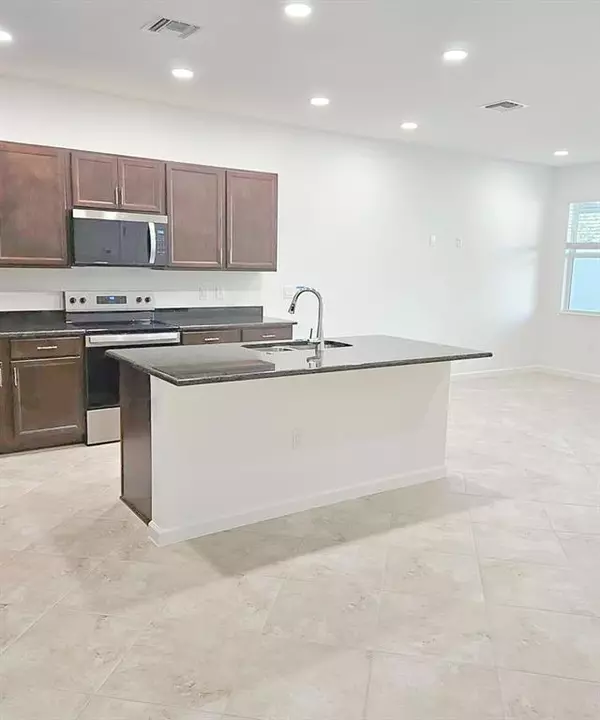 4760 N Longwood Lake SQ, Westlake, FL 33470