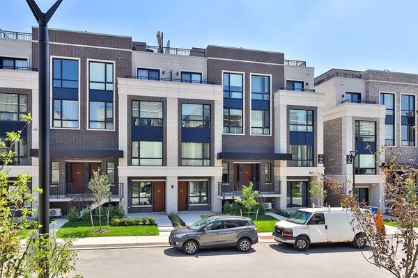 11 Walder LN #J-303, Richmond Hill, ON L4S 0P6