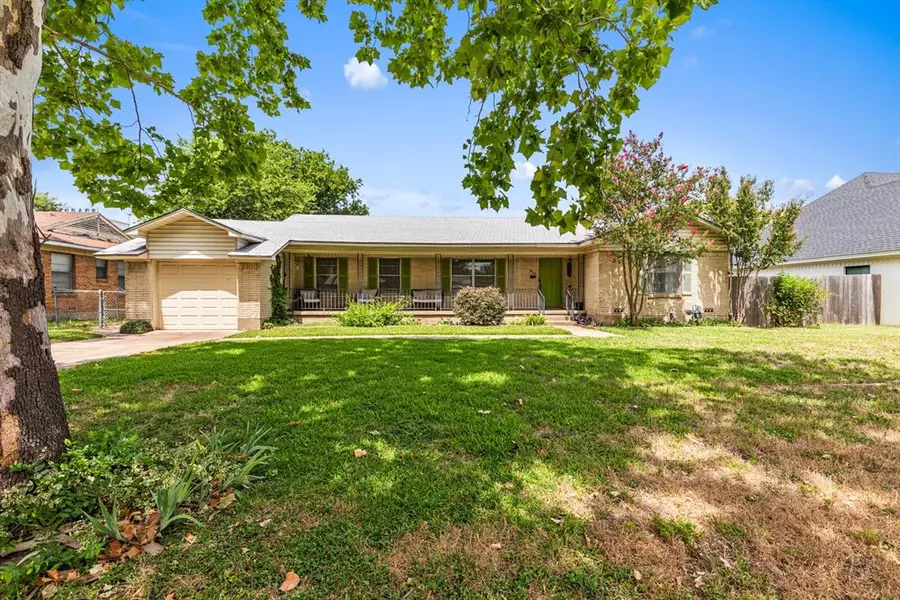 913 Longfellow Street, Waco, TX 76710