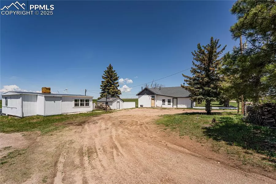 9940 N Calhan HWY, Calhan, CO 80808