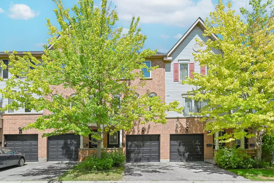 52 McGonigal LN, Ajax, ON L1T 4G9
